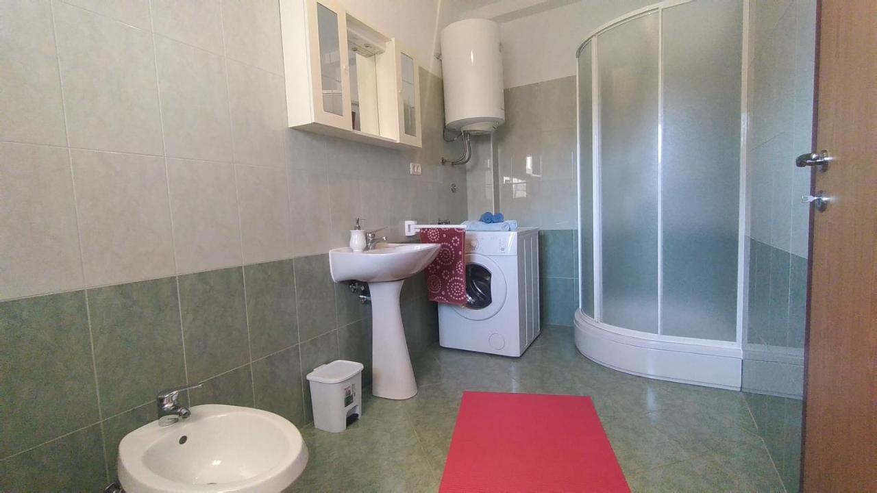 Apartman Ana Pula Exterior foto